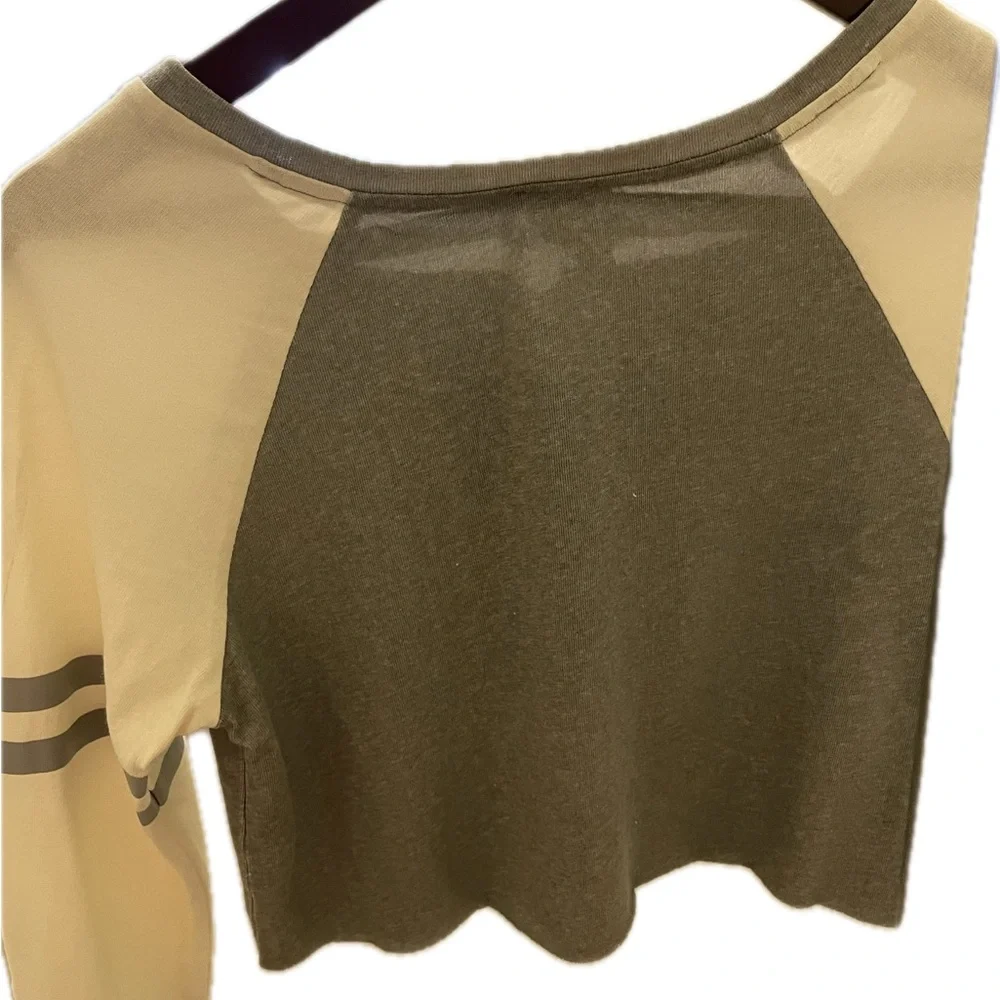 POL Women's Long Sleeve Gray and Cream Shirt Size Small Lint Mark on the Back - Picture 3 of 14